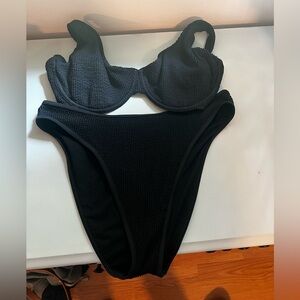 Abercrombie: Curve Love High Apex Underwire Top and Mid-Rise High-Leg Bikini